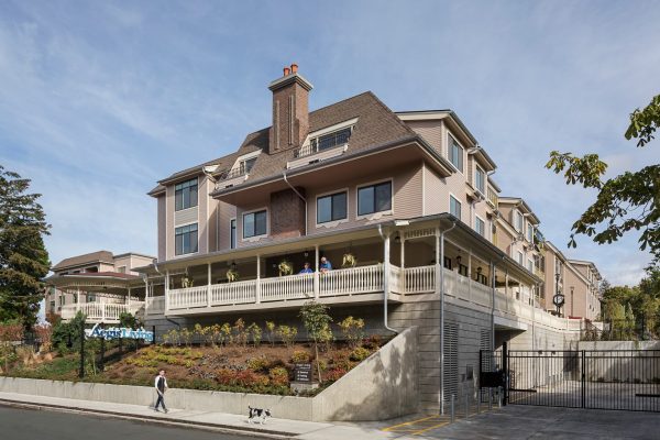 The main entrance of Aegis Living Queen Anne Rodgers Park