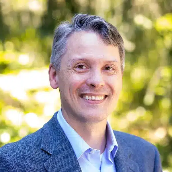 leadership_Steve-Geissler-General-Counsel-600x600.jpg